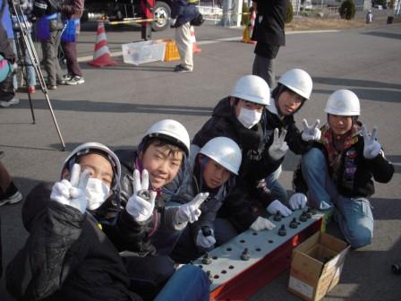 Construction site tour for Isojima Elementary School students