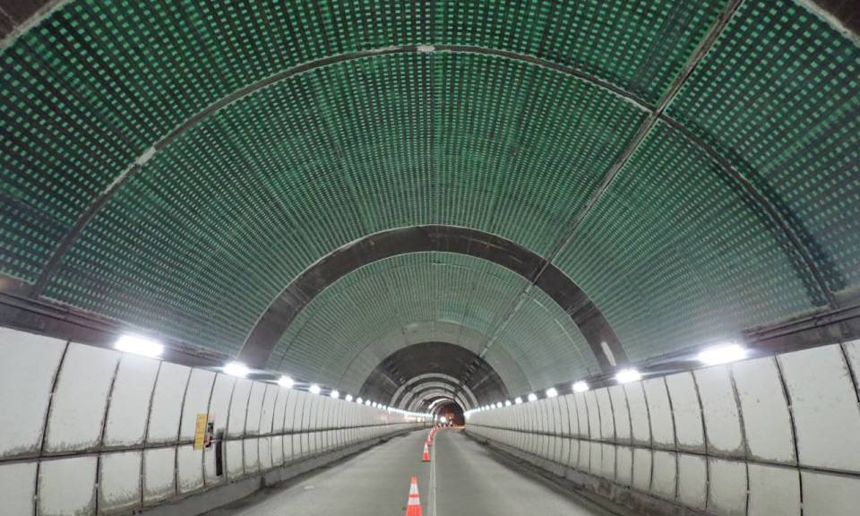 Karakuwa Tunnel